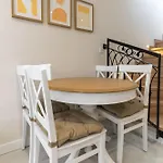 Naro Alaçatı Köyiçi