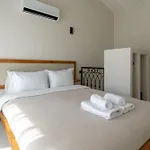 Naro Alacati Koeyici Чешме
