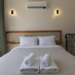Daire Naro Alaçatı Köyiçi Çeşme
