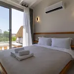 Naro Alacati Koeyici Апартаменти