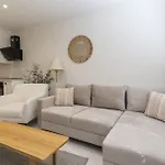 Naro Alaçatı Köyiçi