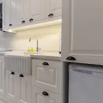 Naro Alaçatı Köyiçi *