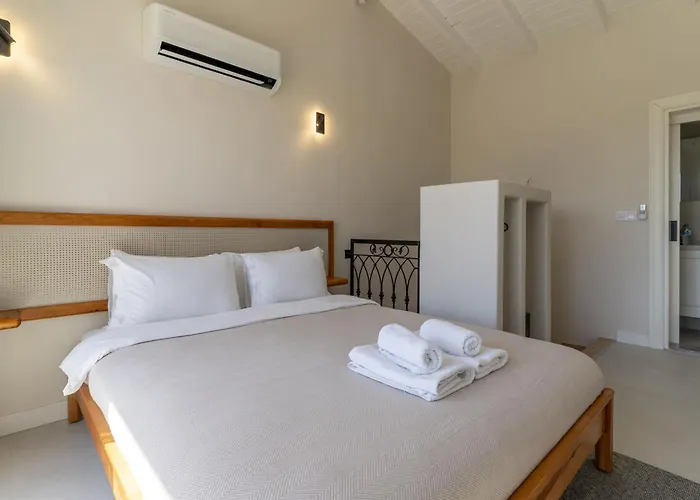 Naro Alacati Koeyici * Çeşme