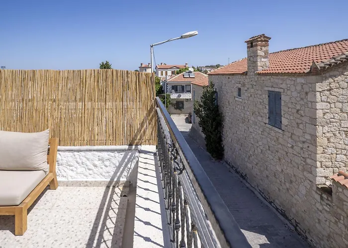 Naro Alacati Koeyici Lejlighed