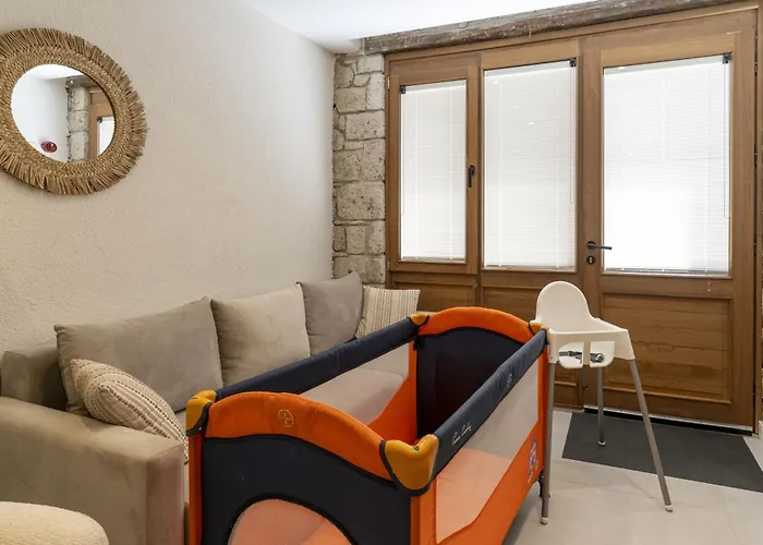 Naro Alacati Koeyici *