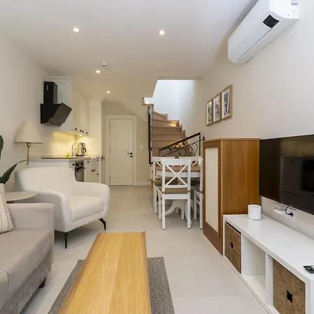 Naro Alacati Koeyici Apartament *