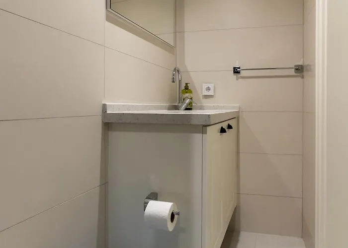 Naro Alaçatı Köyiçi *