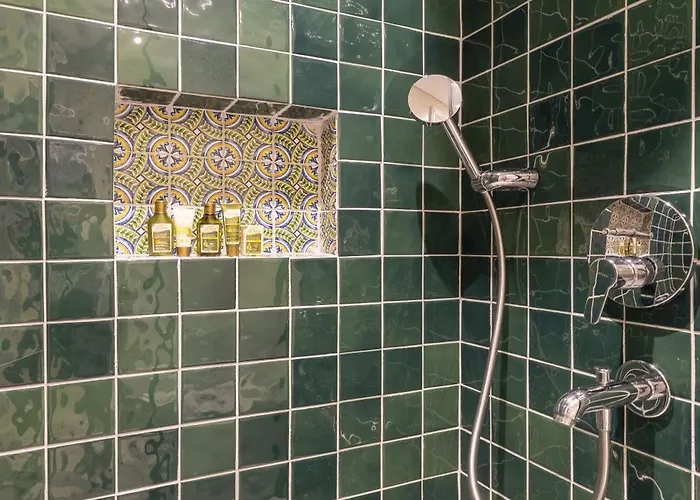 Naro Alaçatı Köyiçi * Çeşme