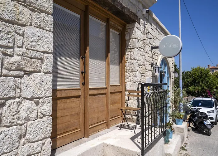 Naro Alaçatı Köyiçi