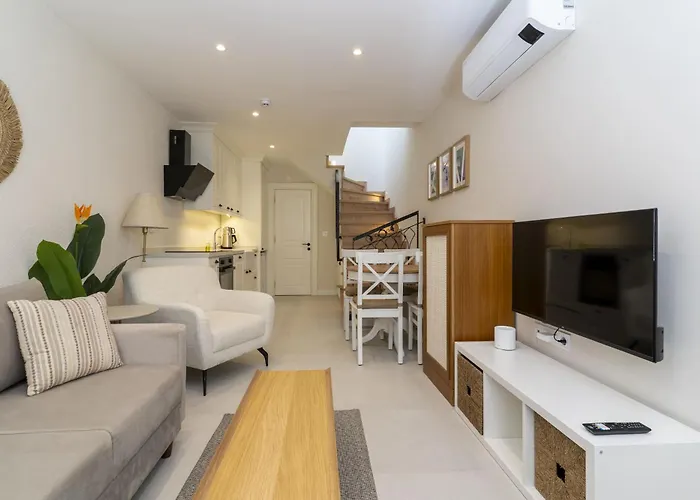 Naro Alaçatı Köyiçi Apartamento *